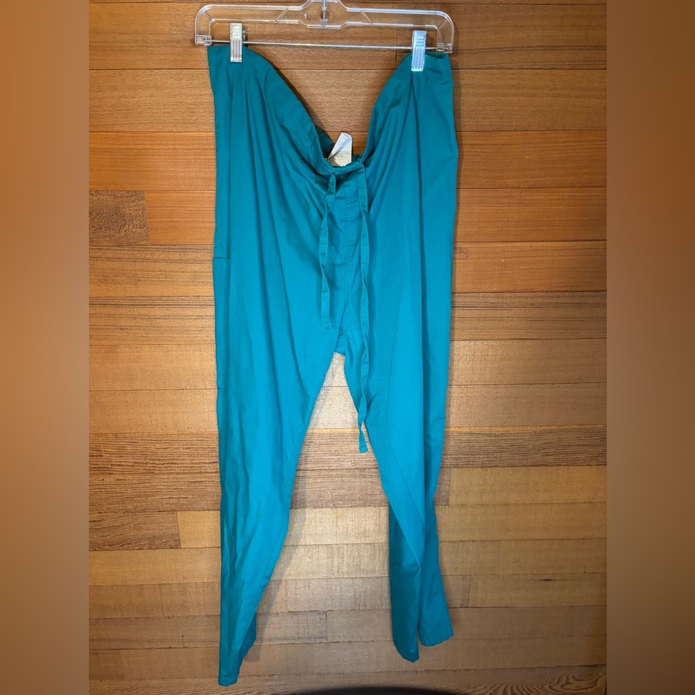 Allheart Cargo Scrub Pants